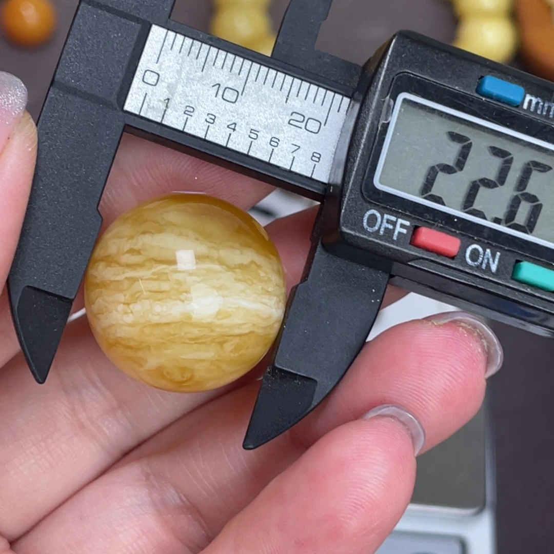 未镶嵌琥珀裸石蜜蜡176