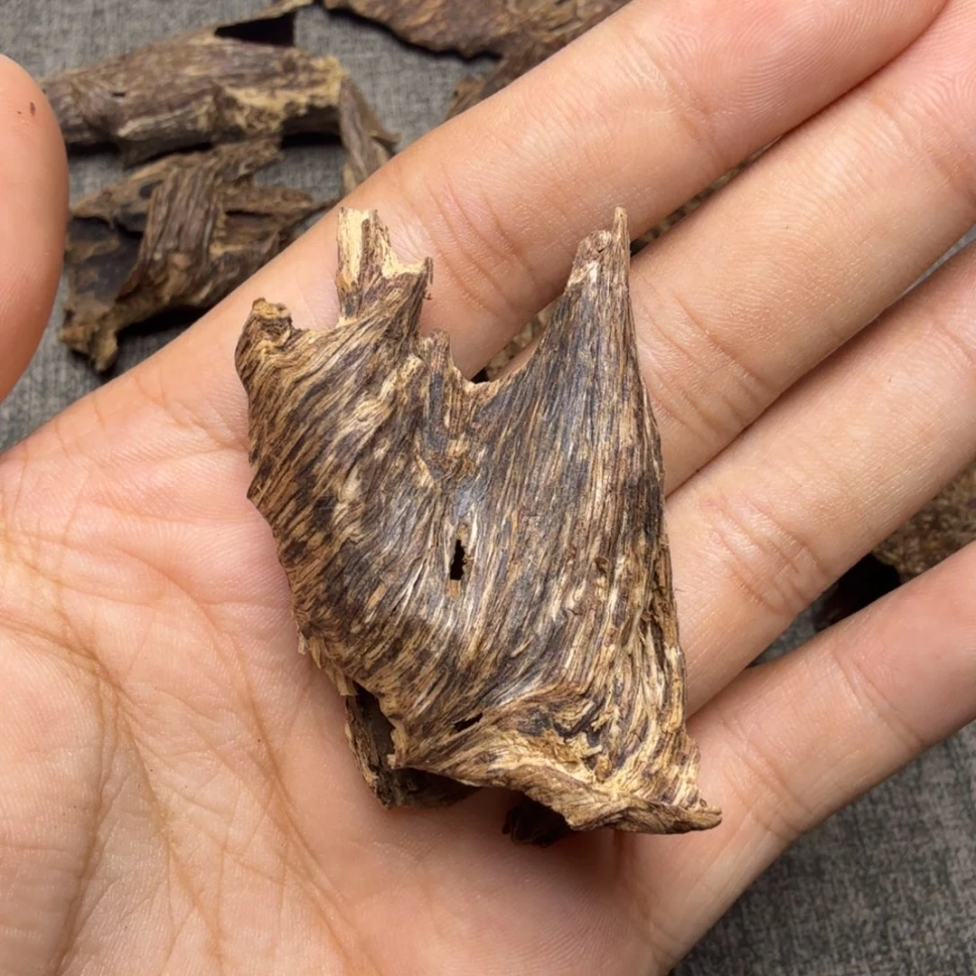 香榧木扭结兰花结壳子3.7克