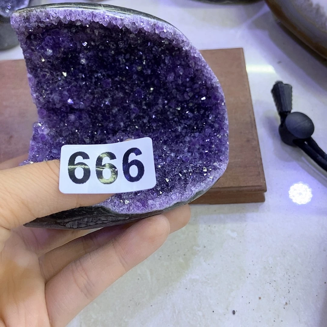 未镶嵌大型摆件（非配饰）紫晶