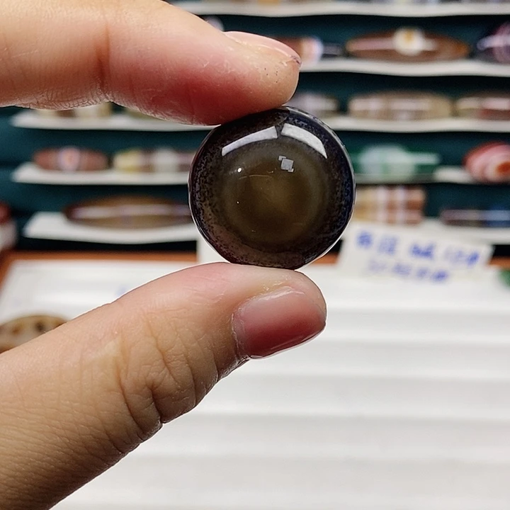 西***斋玛瑙/玉髓未镶嵌颈饰