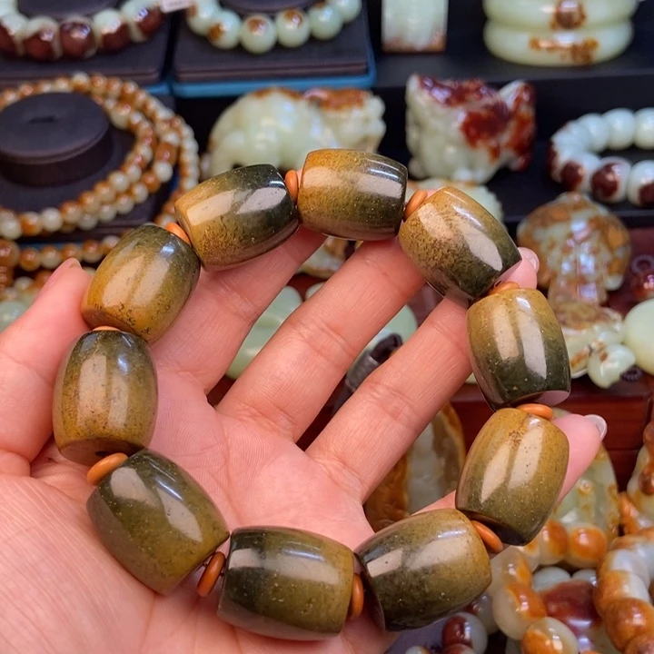 岫岩河磨玉（透闪石质玉）未镶嵌手链