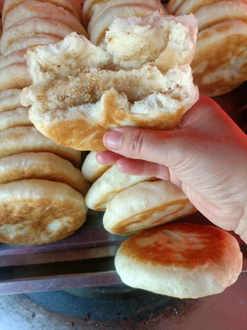 芝麻饼，韭菜饼老嘎口味