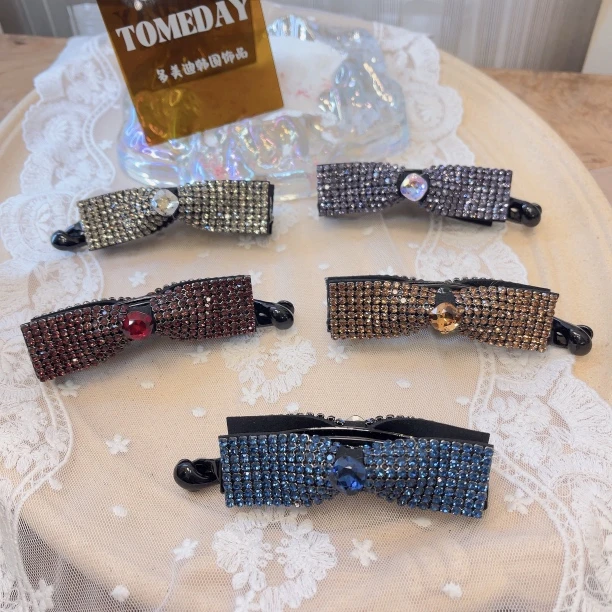 W1307韩系气质精致百搭轻奢秋冬氛围香蕉夹