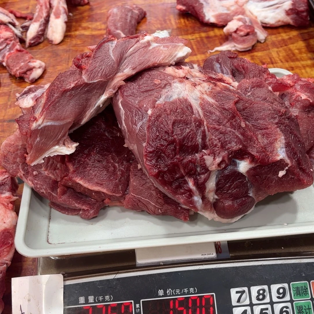 中国大陆60包装黑猪