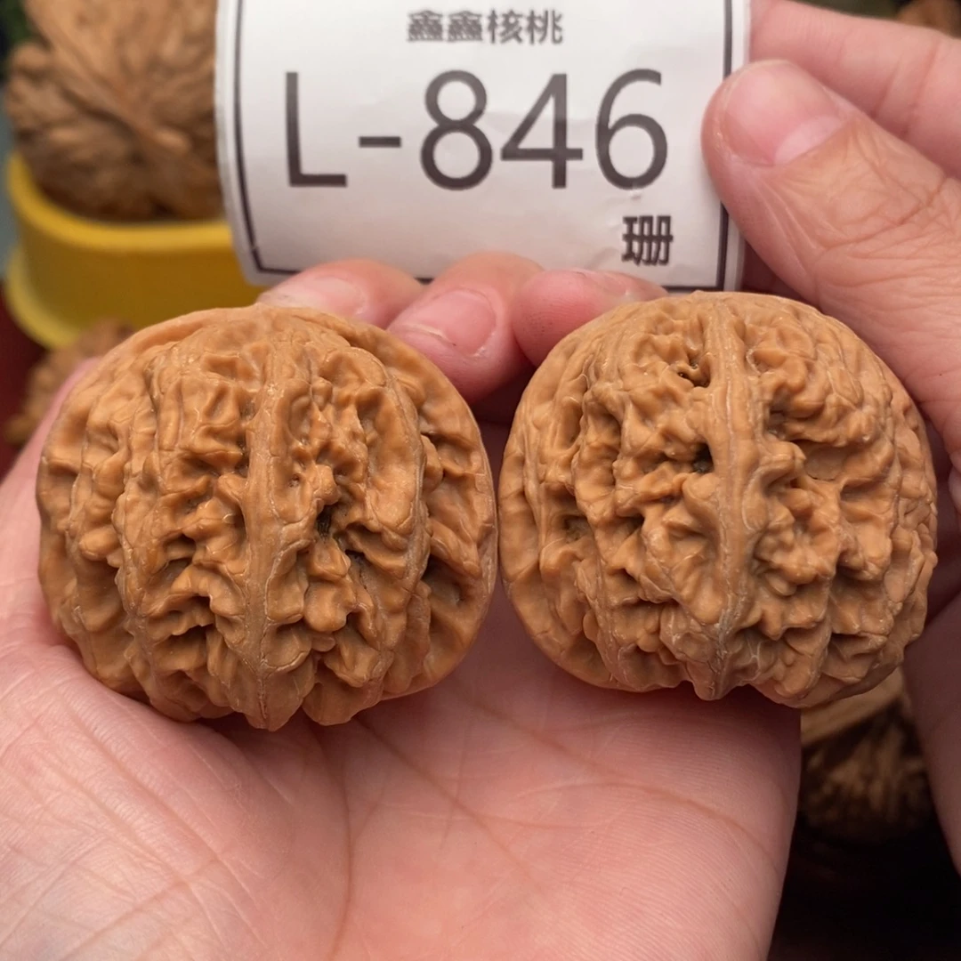 文玩核桃把件粗筋44….