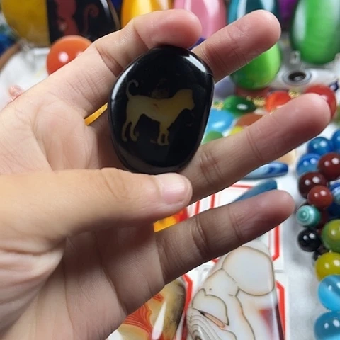 玛瑙/玉髓耳钉未镶嵌