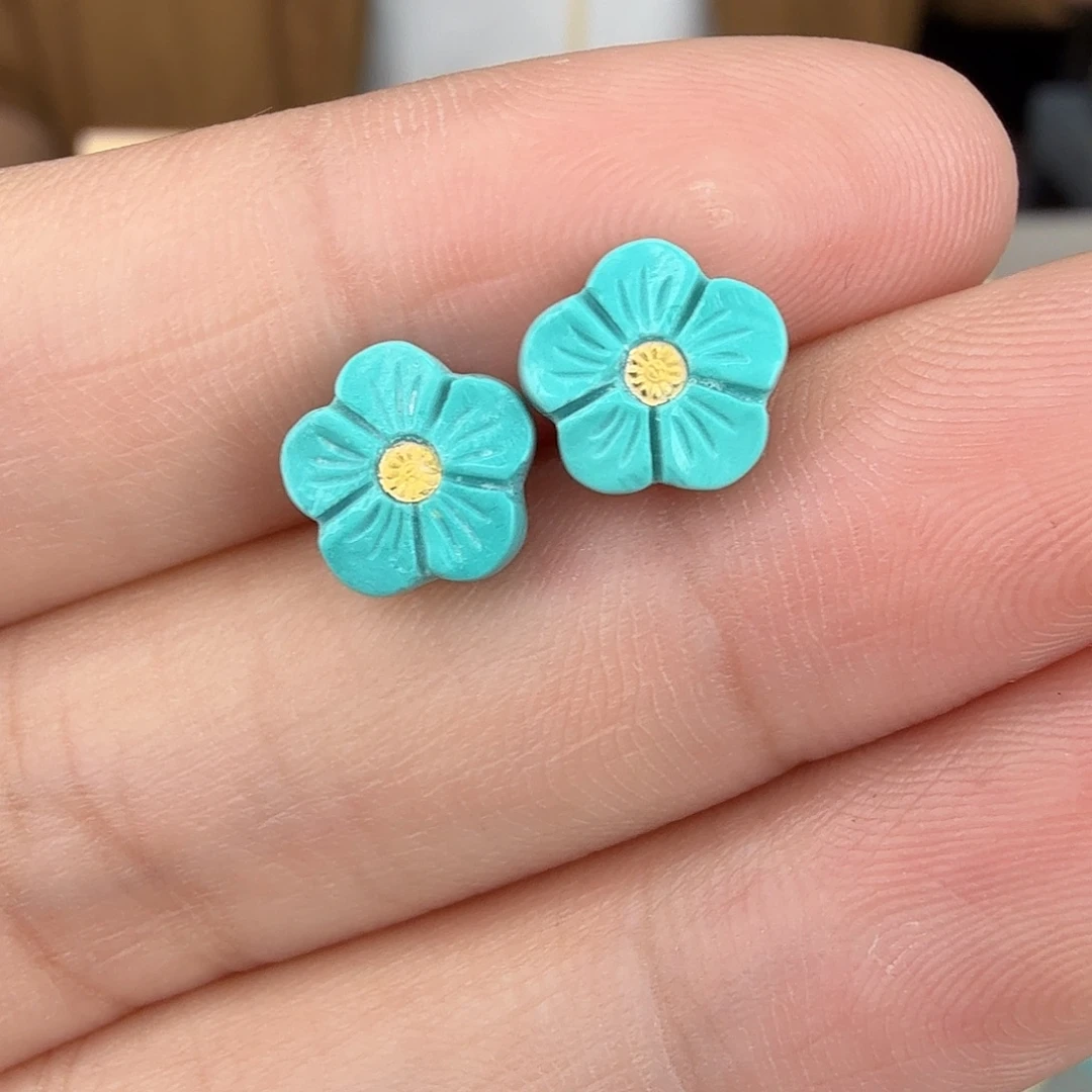 哆***萌绿松石未镶嵌珠宝奇石