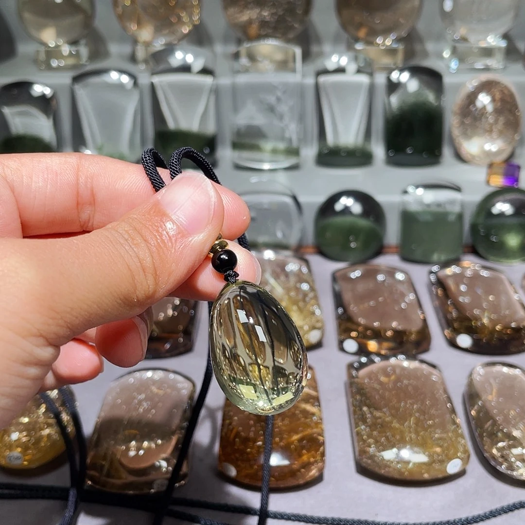 颈饰水晶未镶嵌挂件