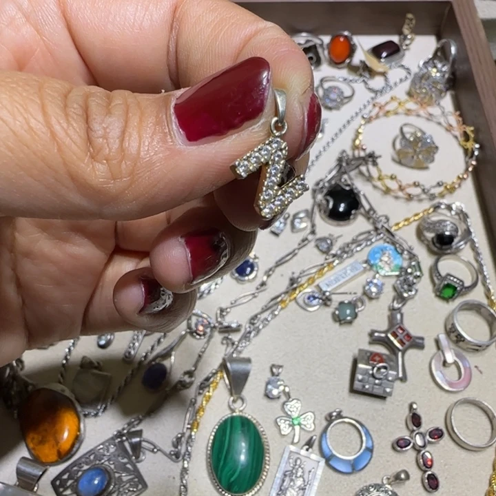 I***C陶瓷制品和其他