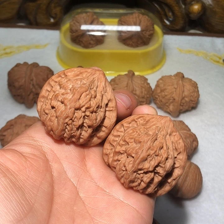 文玩核桃把件40.5火焰马蹄