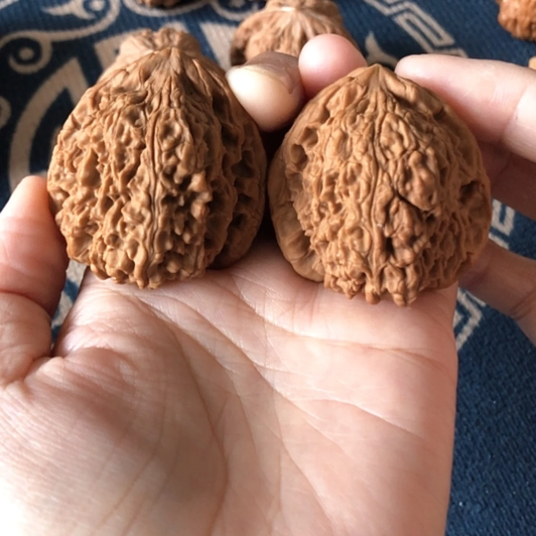 【闪购商品】把件文玩核桃自**渡一代村将