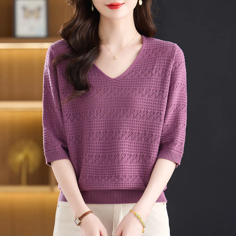 中年妈妈春秋中袖t恤女薄款针织衫宽松洋气镂空早秋七分袖V领上衣