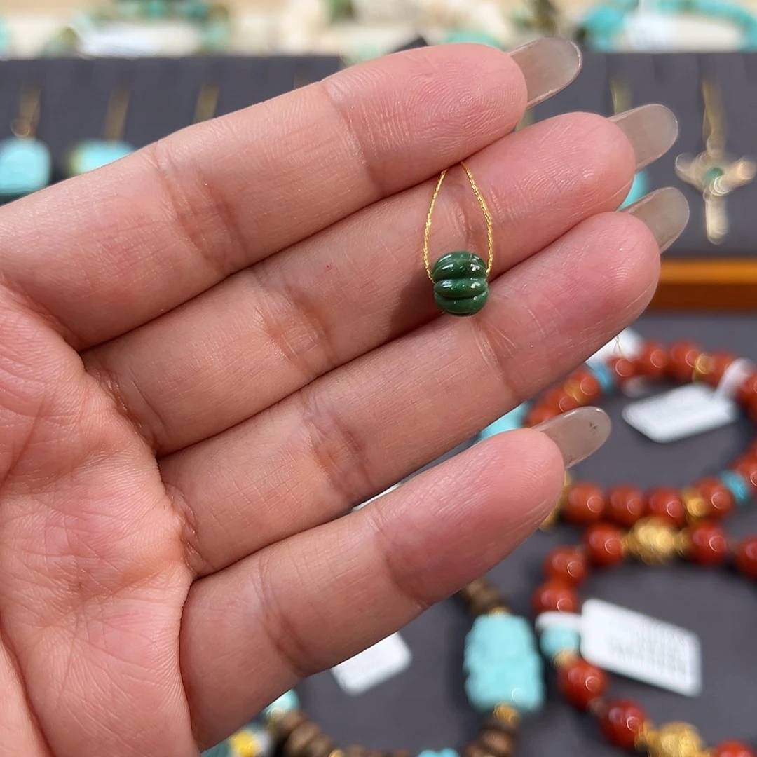 绿松石未镶嵌把件7.4mm南瓜珠