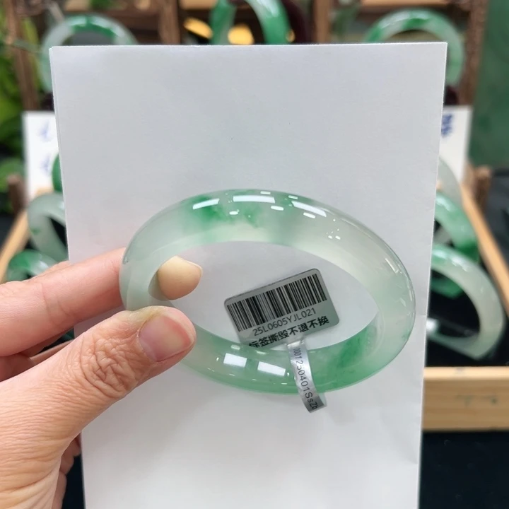 ****～石英质玉未镶嵌手镯➕佳佳59