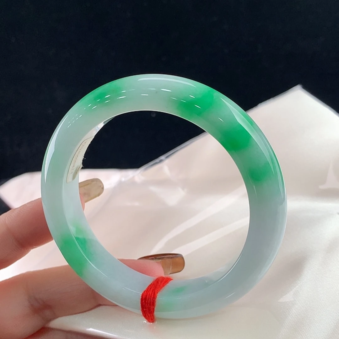 【闪购商品】未镶嵌手镯翡翠56.8，56/57