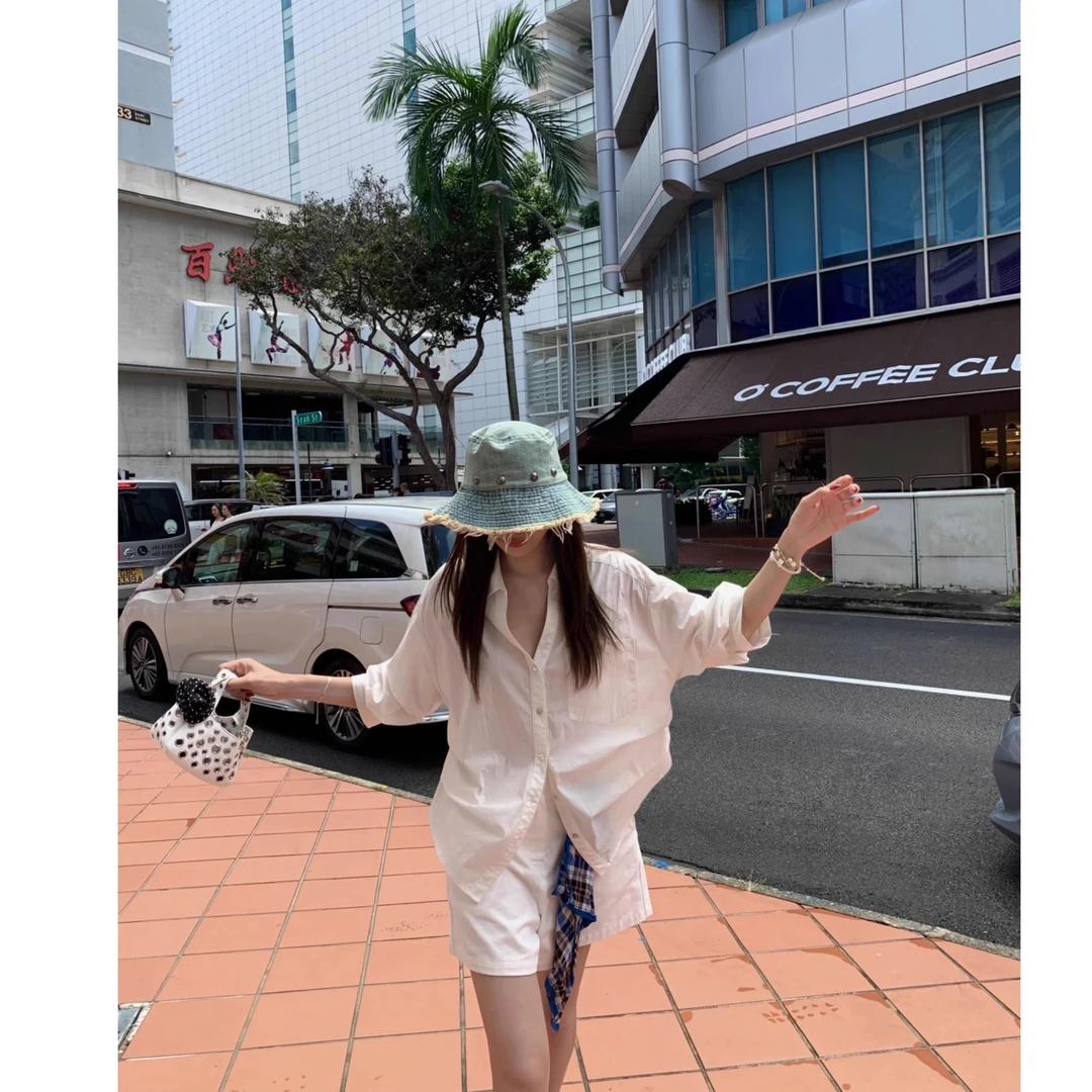 5597秋季新款休闲百搭白色休闲翻领泡泡袖收腰衬衫女