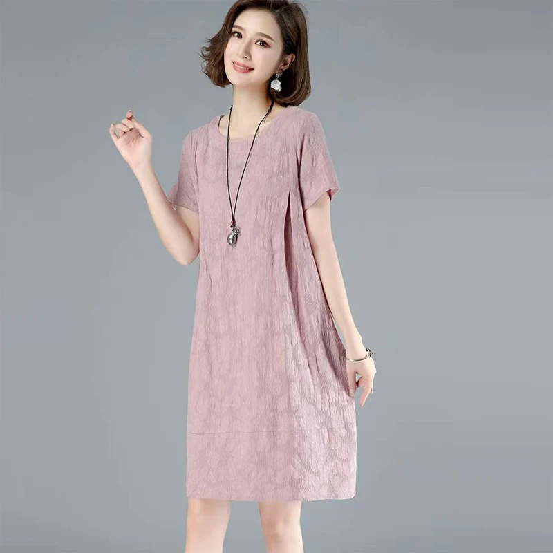 连衣裙女夏季2025新款中年妈妈气质宽松大码遮肚休闲提花中长裙子