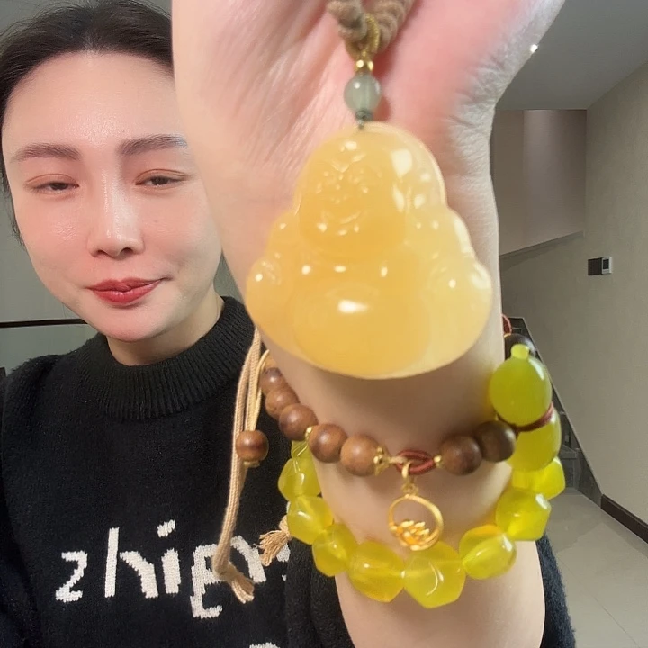 *****查罗石未镶嵌颈饰
