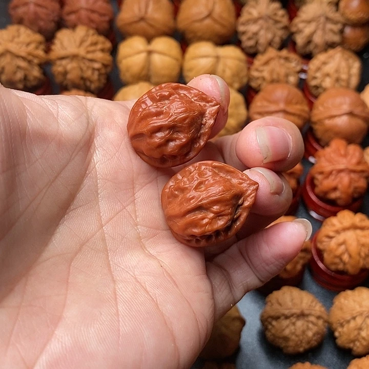 文玩核桃吊坠蛤蟆