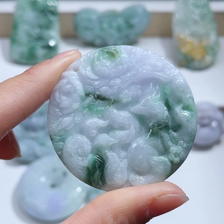 翡翠未镶嵌颈饰翡翠