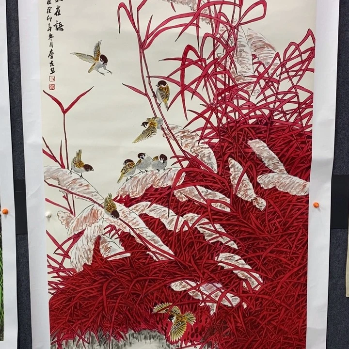 手绘作品等多种形式进行