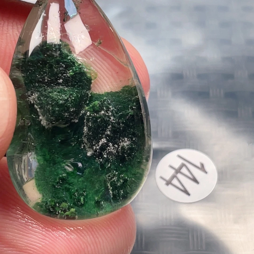 【闪购商品】颈饰未镶嵌水晶1**6