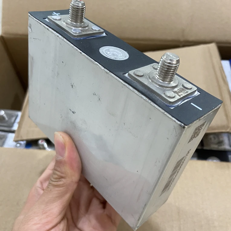 【A.品带螺柱】40A磷酸铁锂单体电池可做二轮三轮强起电瓶车电瓶