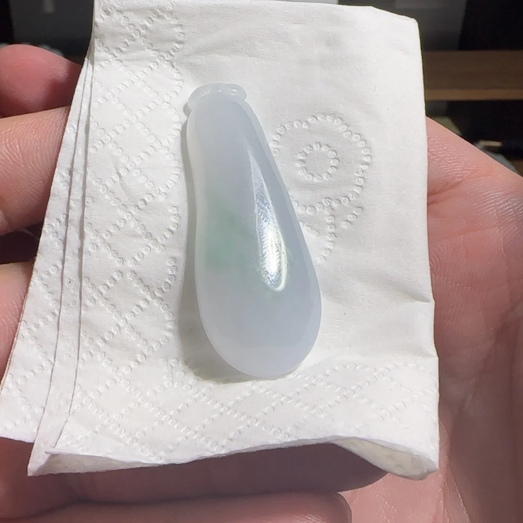 翡翠未镶嵌颈饰福瓜