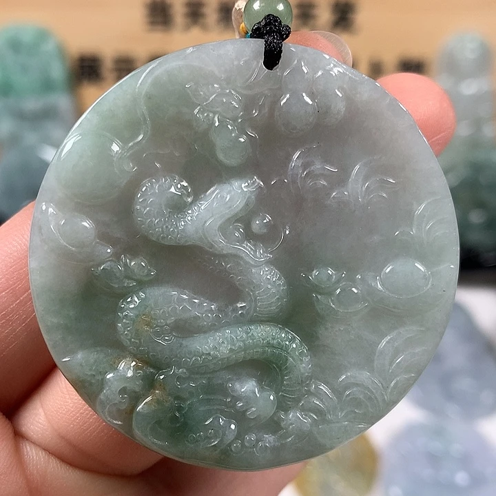 翡翠未镶嵌颈饰蛇牌福利有棉感福利