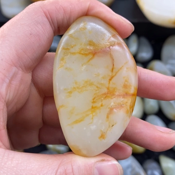 秋***彩和田玉未镶嵌挂件