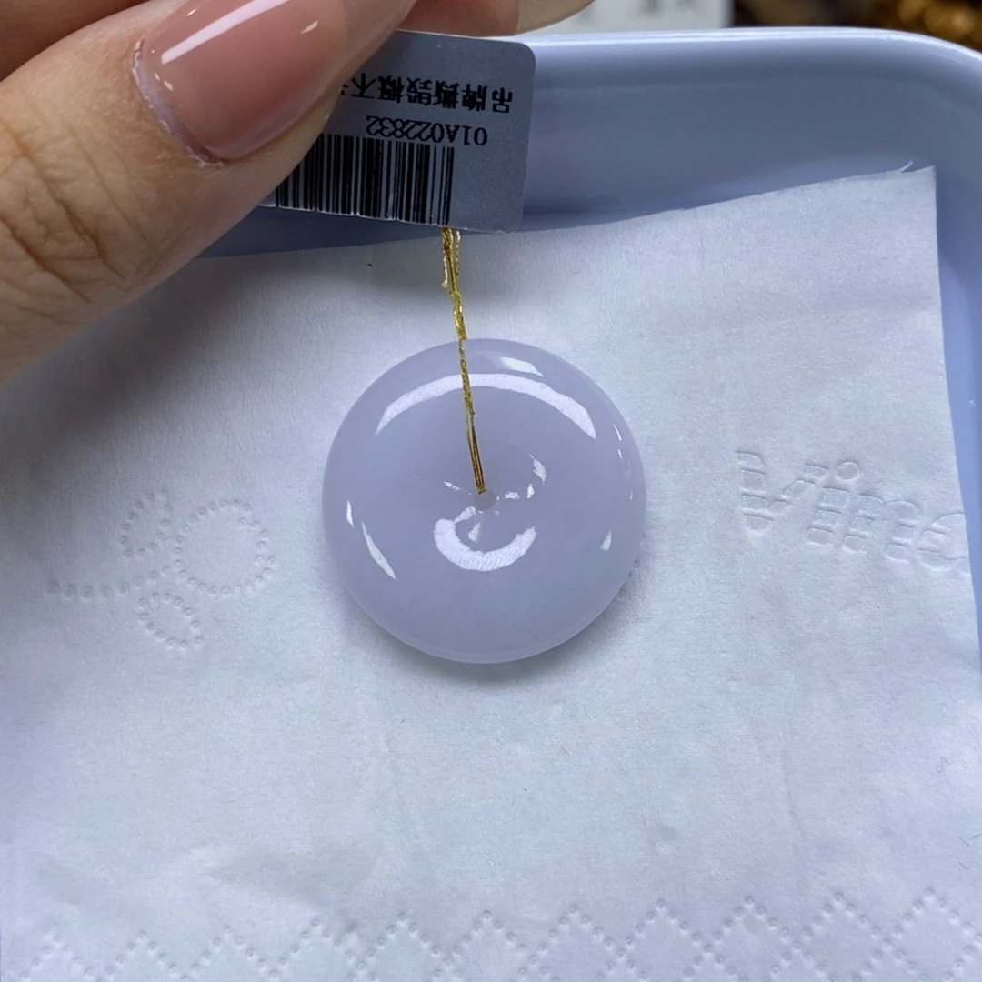 颈饰未镶嵌翡翠平安扣