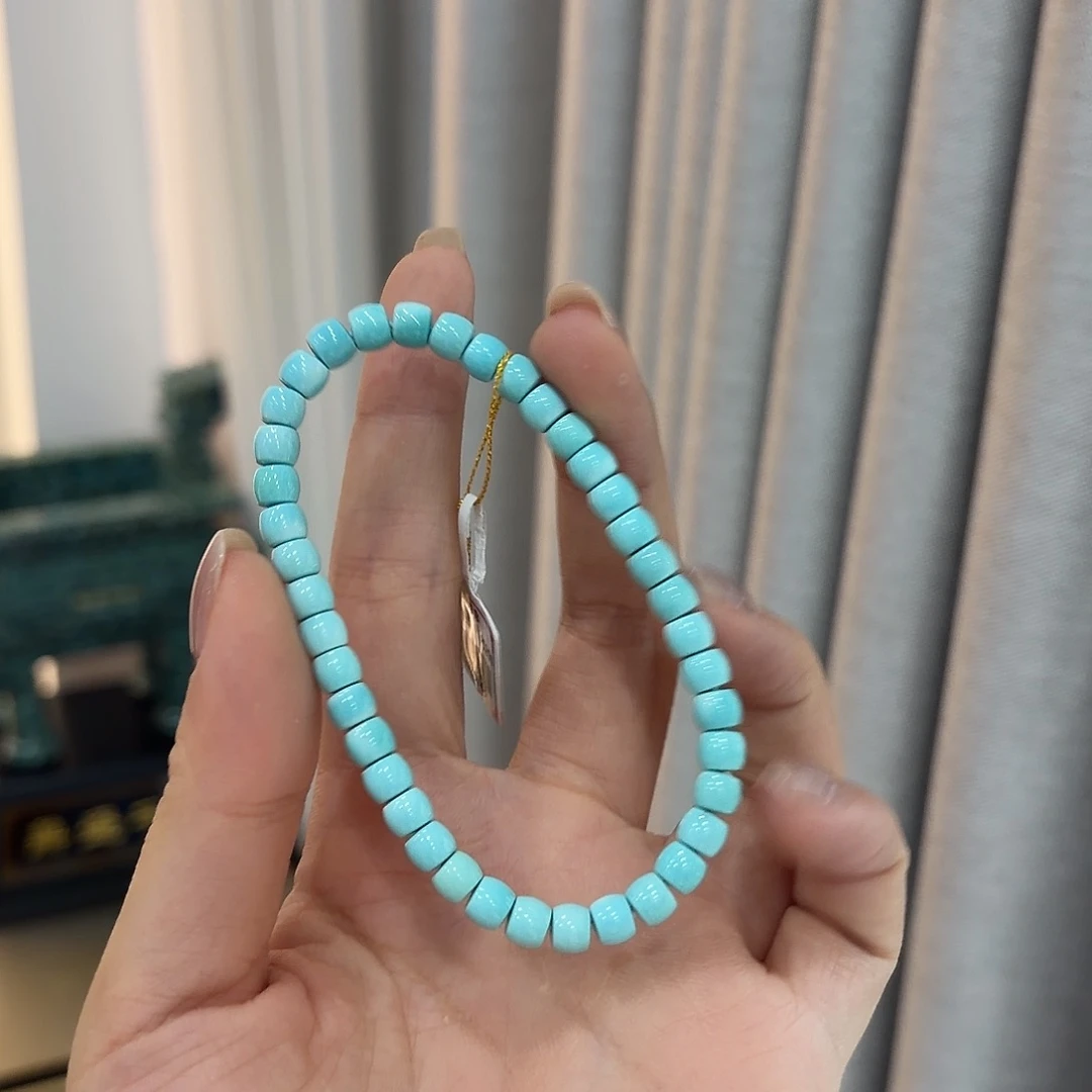 绿松石未镶嵌颈饰