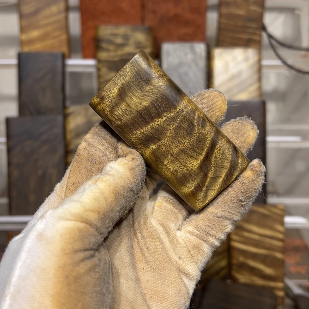 狼***e金丝楠小叶桢楠无事牌