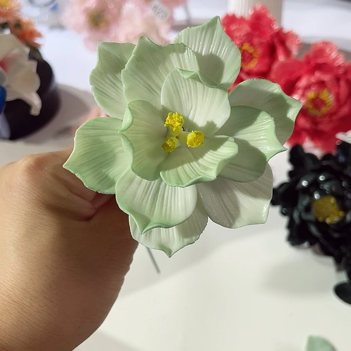 瓷片德化工厂陶瓷手工捏花