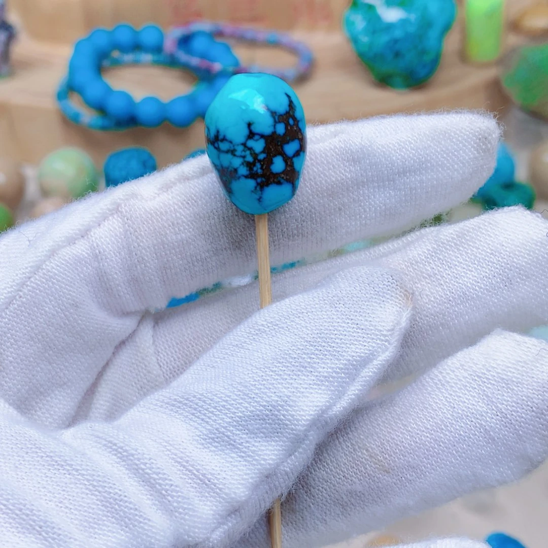 绿松石未镶嵌三彩随行