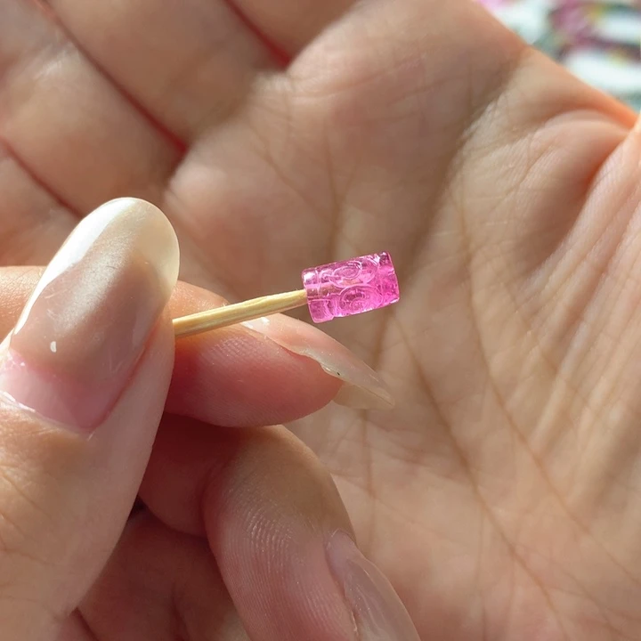 碧玺手链未镶嵌荧光艳桃红