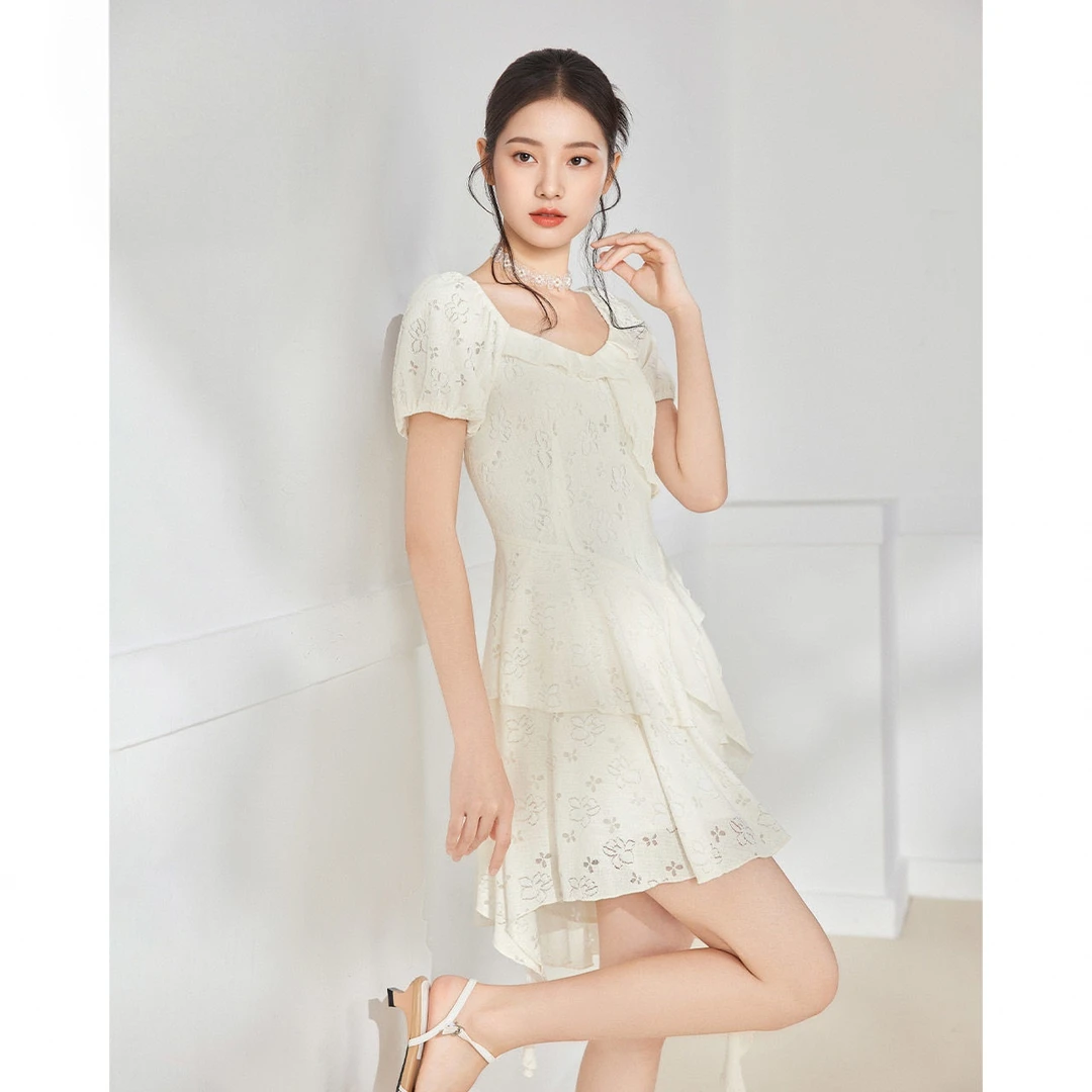浅浅爱家2025夏季新款温柔女人味性感纯欲不规则设计感女连衣裙