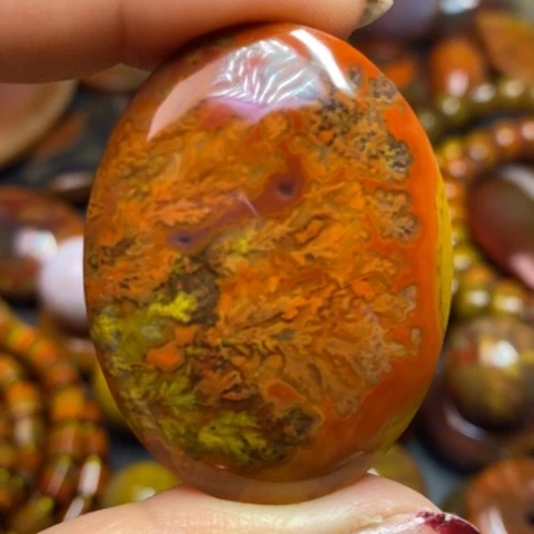 玛瑙/玉髓颈饰未镶嵌A*A