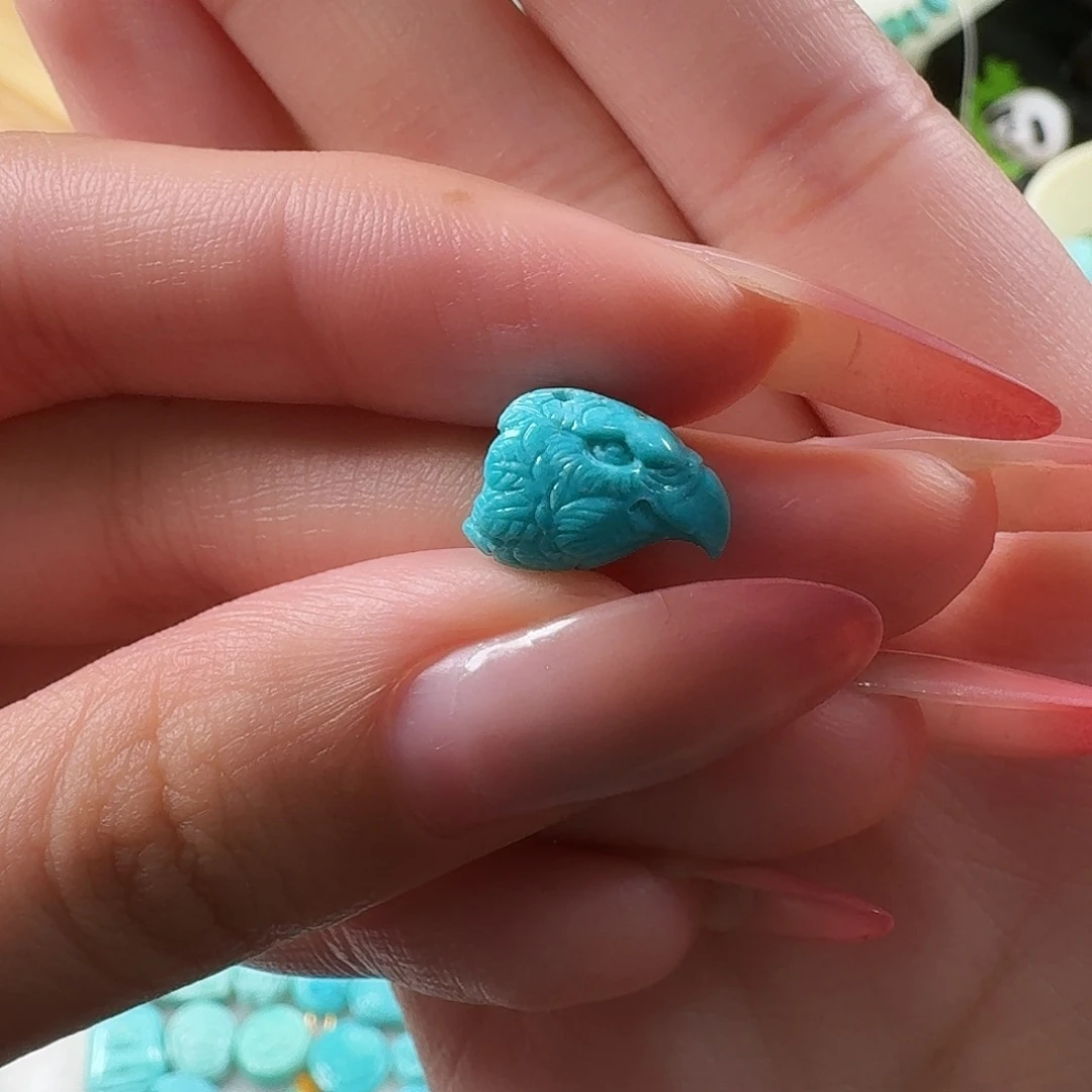 绿松石未镶嵌吊坠(不含链)鹰首