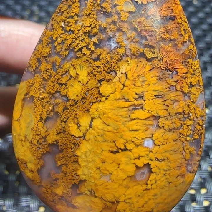 峰****玛瑙/玉髓未镶嵌吊坠