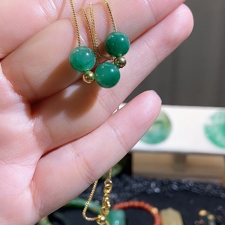 石英质玉非洲翠 二选一未镶嵌