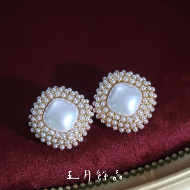 铜合金仿珍珠耳饰 法式复古小香风气质耳扣款耳钉