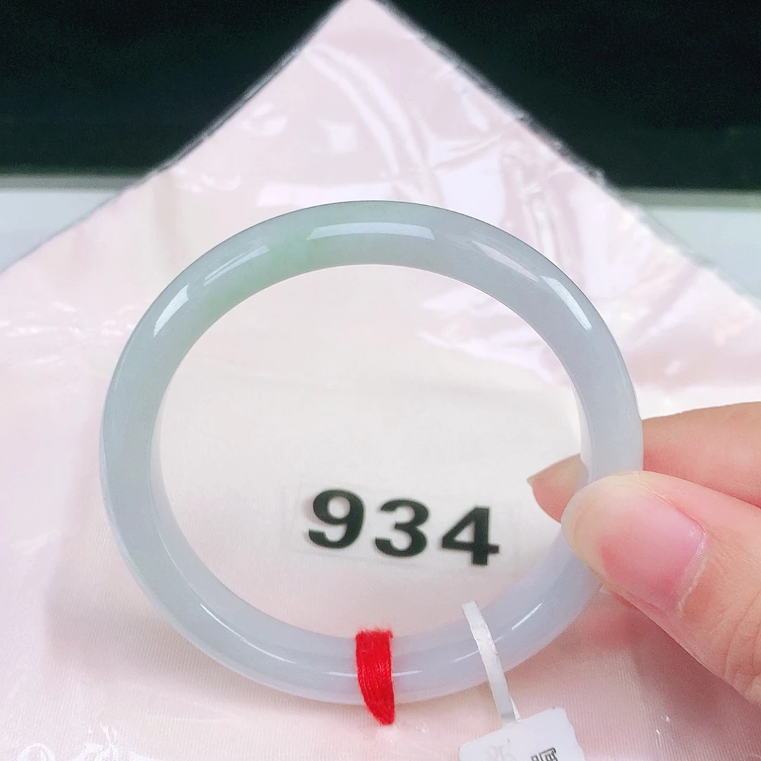 未镶嵌手镯（圆镯）翡翠翡翠手镯