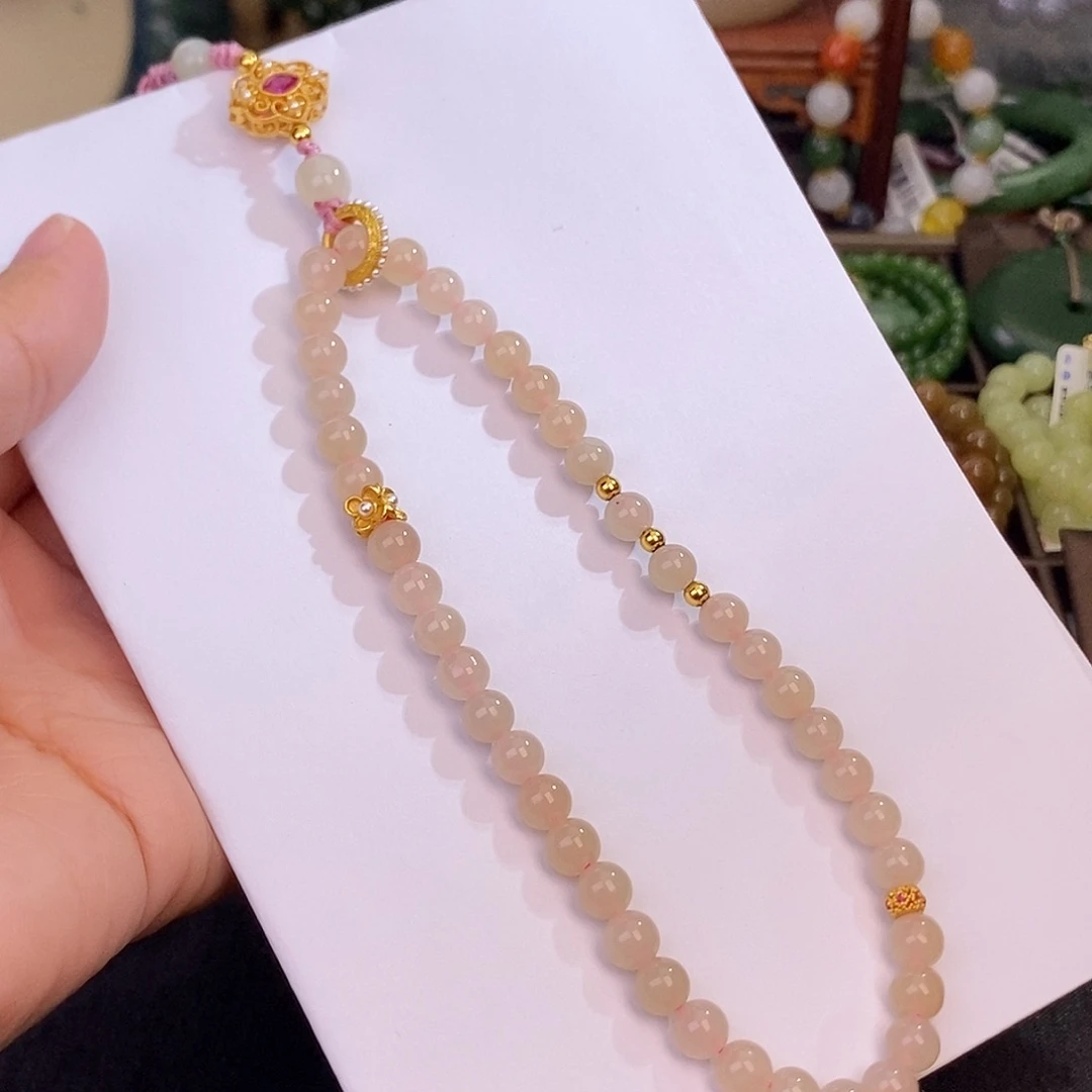 和田玉多样性发一 藕粉挂件未镶嵌