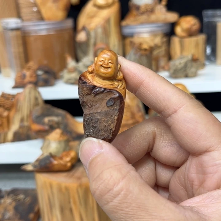 柏木（崖柏）波***奶小弥勒