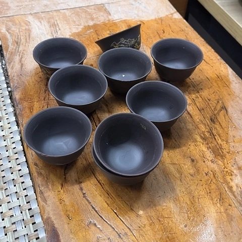 微瑕，不能明火，口径6，高度3，10个杯子