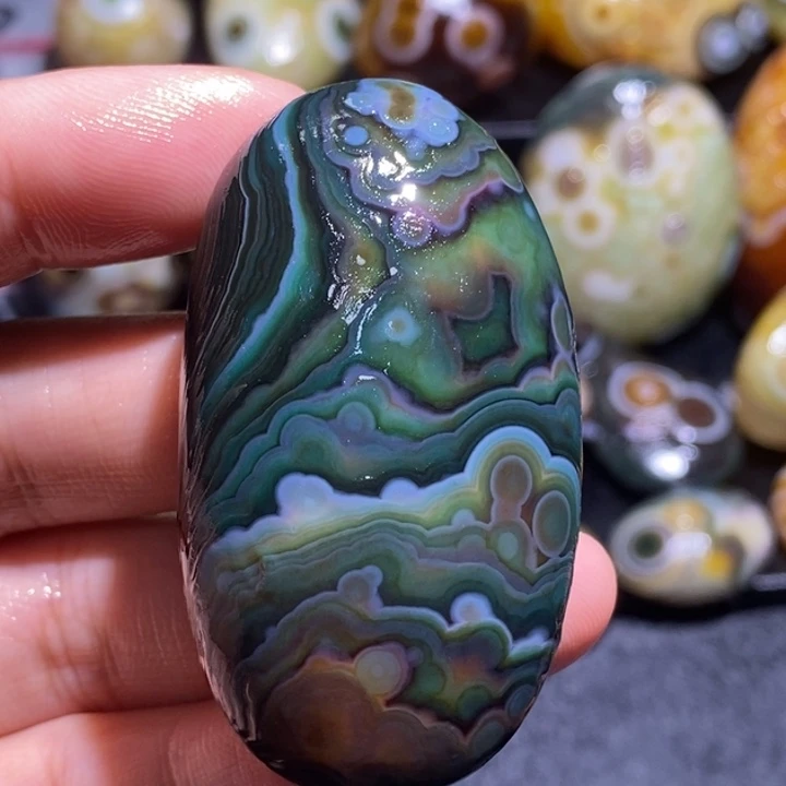 玛瑙/玉髓未镶嵌珠宝奇石43