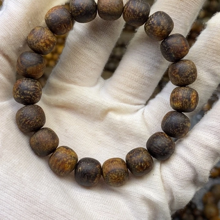 手串贡木10/11血琥珀龙满有