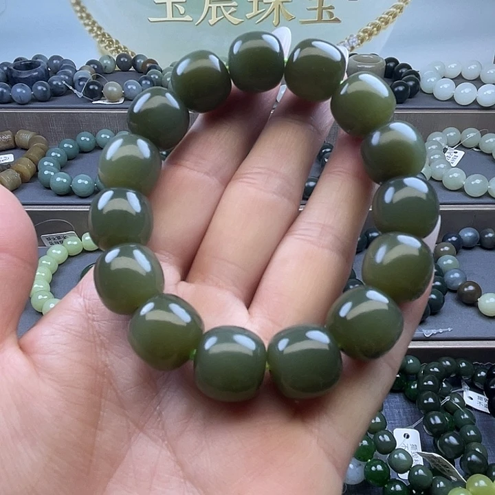 和田玉未镶嵌手串