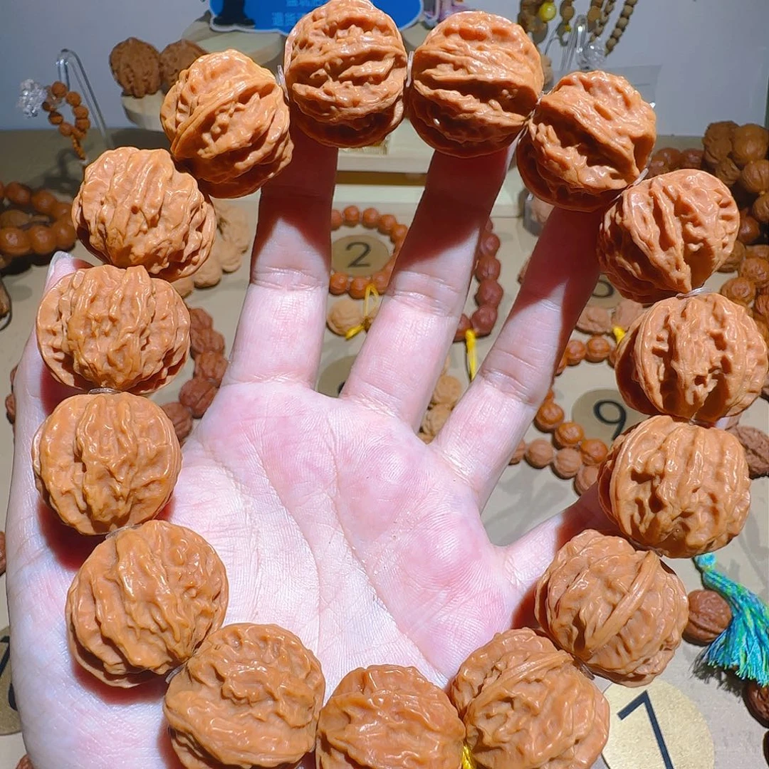 文玩核桃吊坠粗筋八棱手持